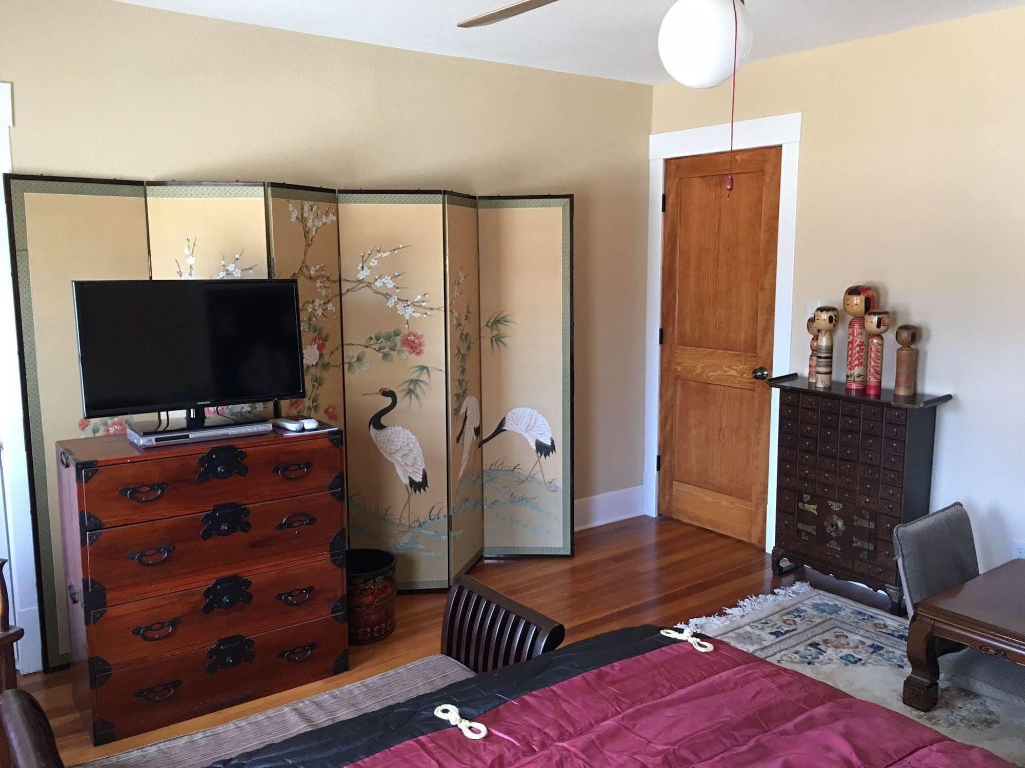 Attwood House Bed And Breakfast Near Manhattan, Ks Randolph Экстерьер фото
