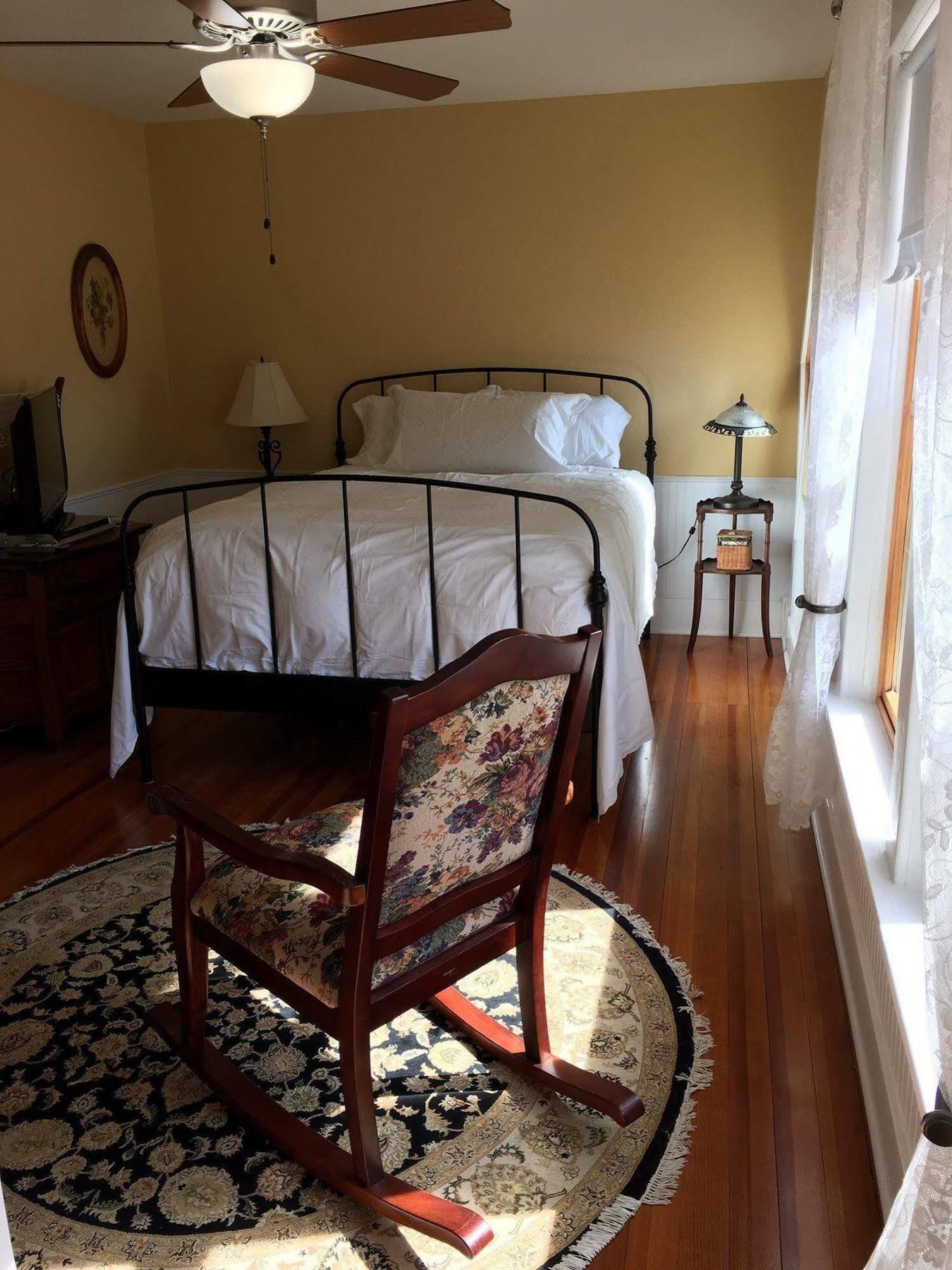 Attwood House Bed And Breakfast Near Manhattan, Ks Randolph Экстерьер фото